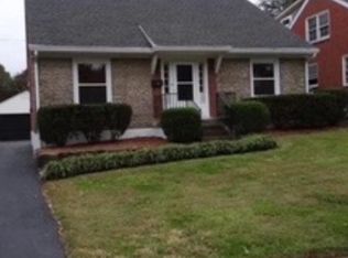 1616 Deer Park Ave, Louisville, KY 40205
