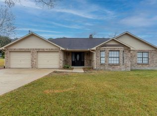 328 Lake View Dr, Montgomery, TX 77356