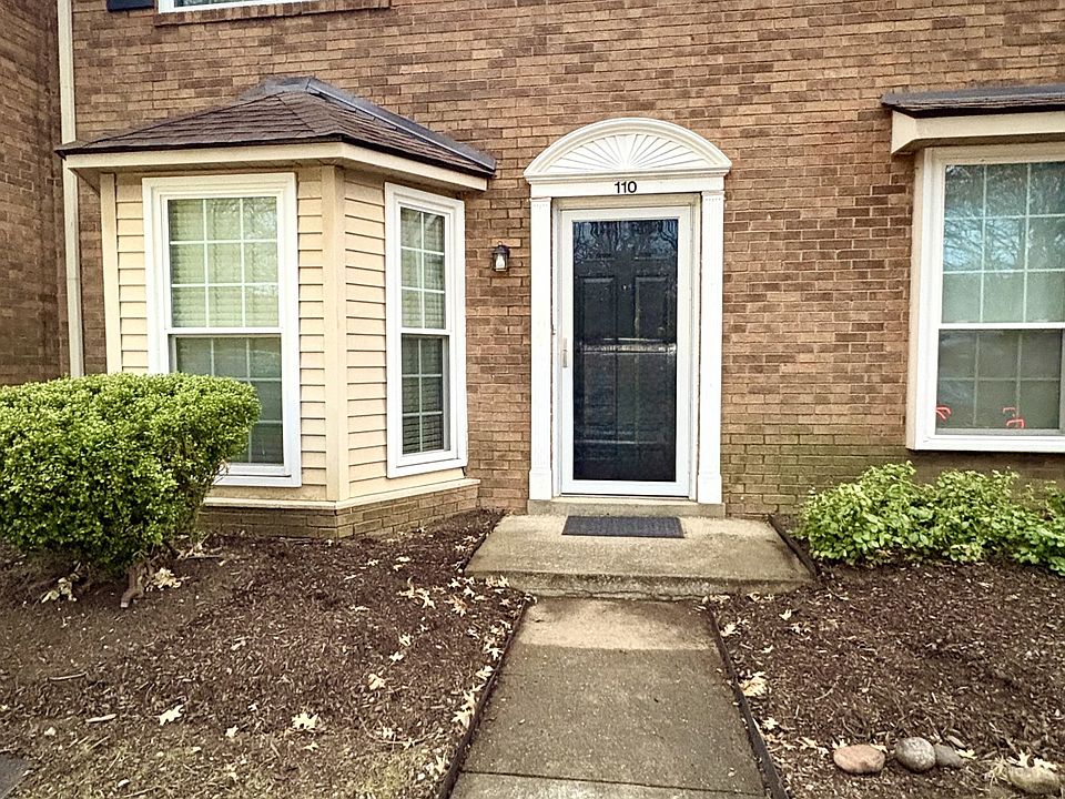 1st image of 110 McMurray Cir