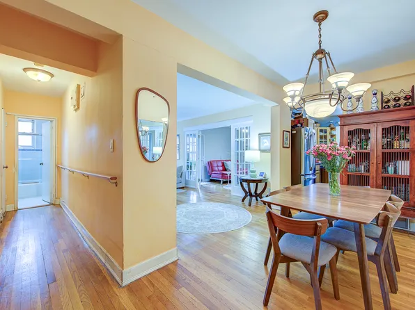 68-61 Yellowstone Boulevard image 3 of 21