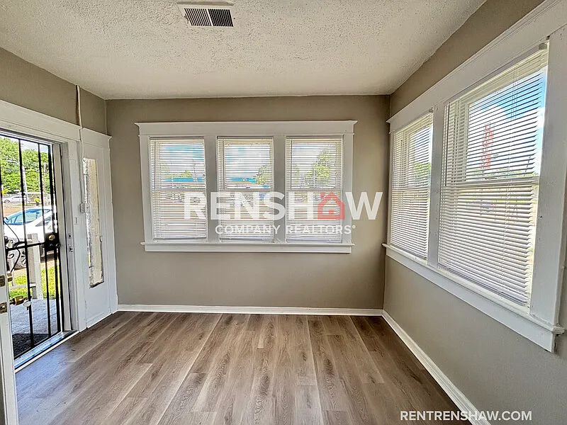 1 bed, 1.0 bath, 717 sqft, $995 — Photo 3