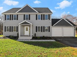 6103 Main St, Trumbull, CT 06611