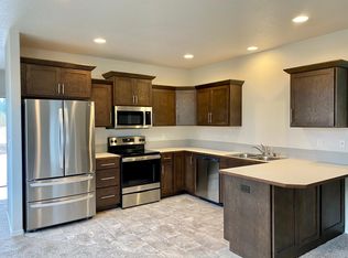 607 Koontz Rd #A, Chehalis, WA 98532