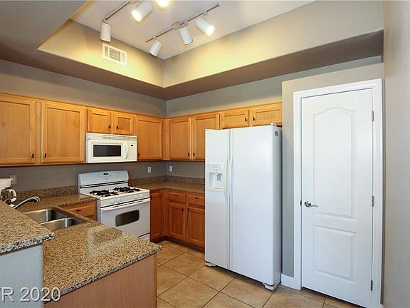 4th image of 8985 S Durango Dr Unit 1104