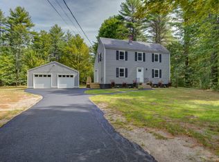 21 Royal Pine Dr, Steep Falls, ME 04085