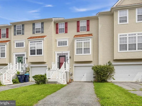 4 Harrowgate Dr, Smyrna, DE 19977