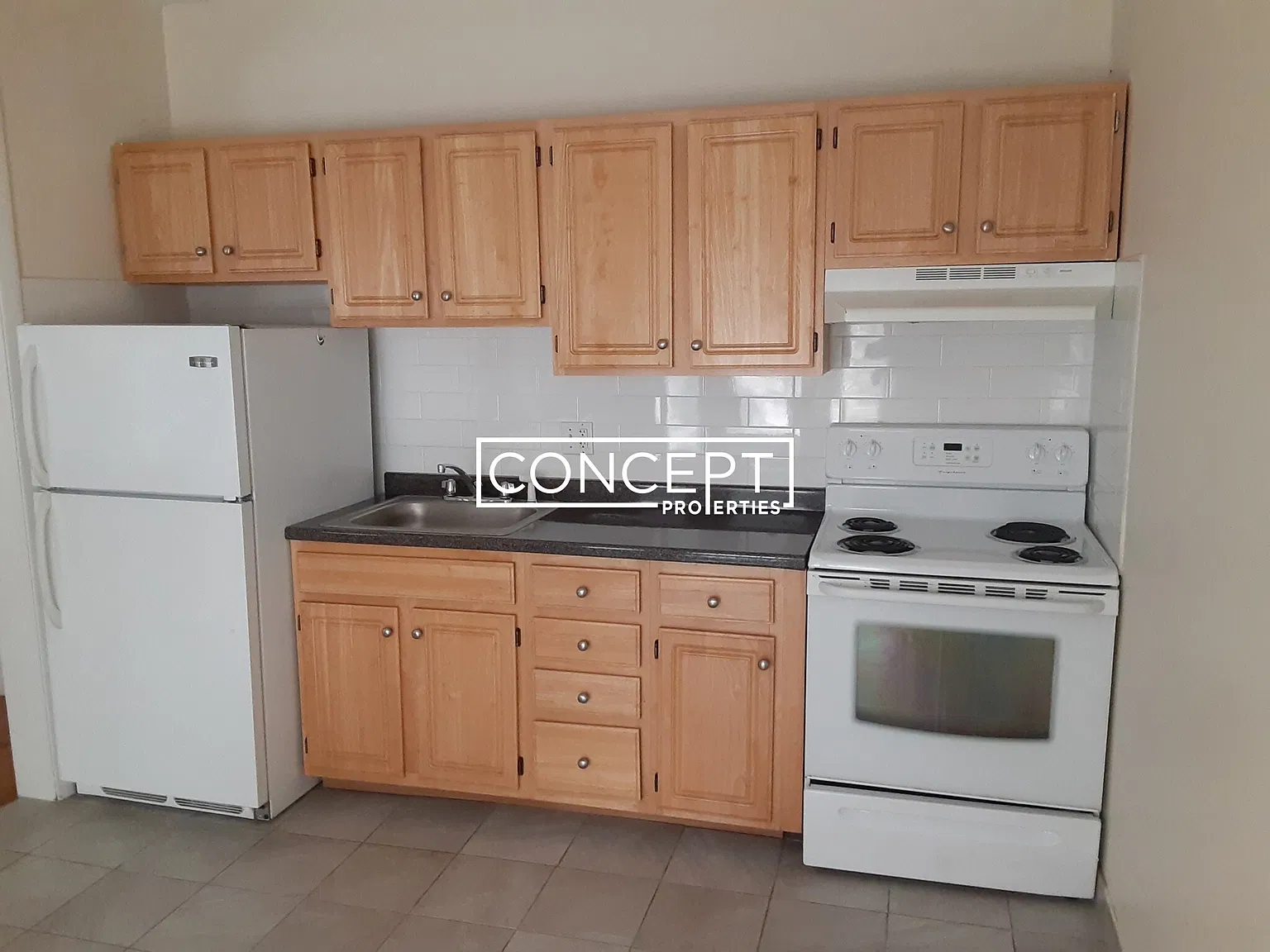 3 bed, 1.5 bath, $3,750 — Photo 2