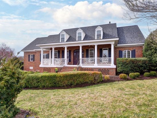 1705 Founders Hl S, Williamsburg, VA 23185