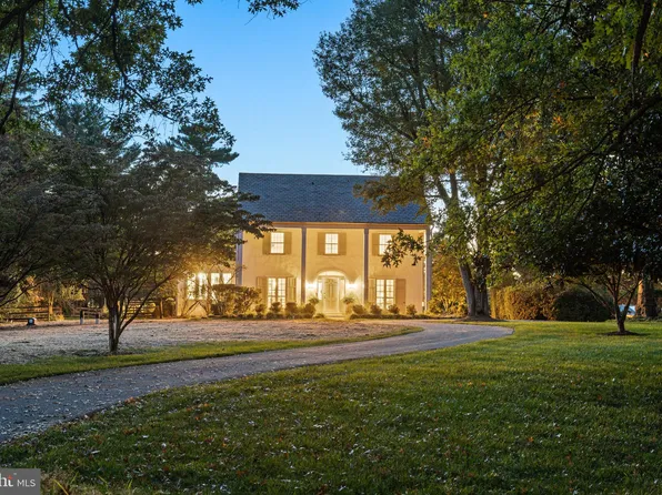 206 Garrison Forest Rd, Owings Mills, MD 21117