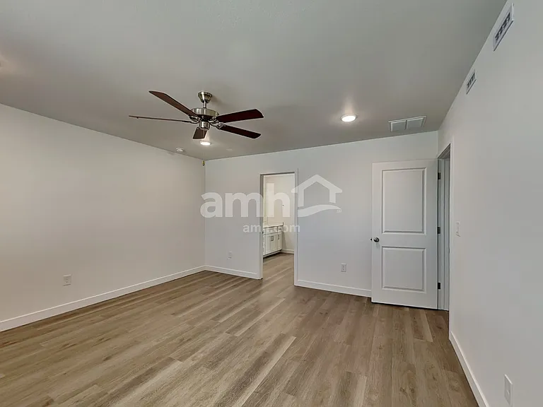 12504 W Adair Dr — Photo 10