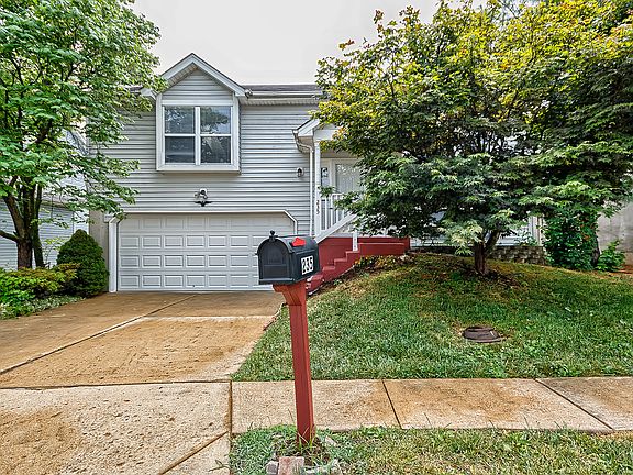 4th image of 235 Highland Village Dr