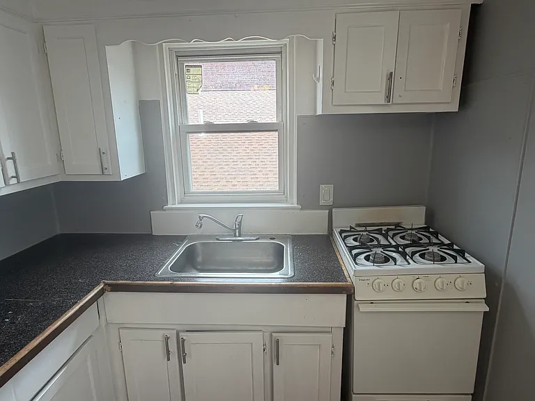 306 Wyoming Ave #C — Photo 5