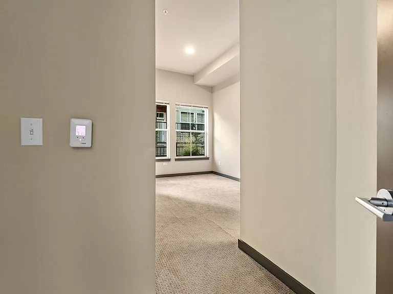 Edge Apartments — Photo 23