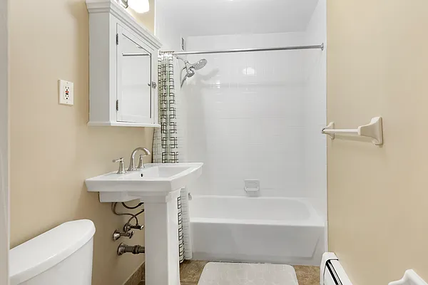 Rented by Compass | media 15