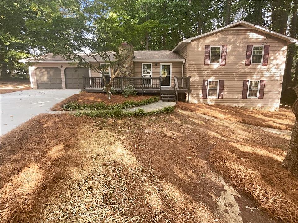 1st image of 652 Willow Ln