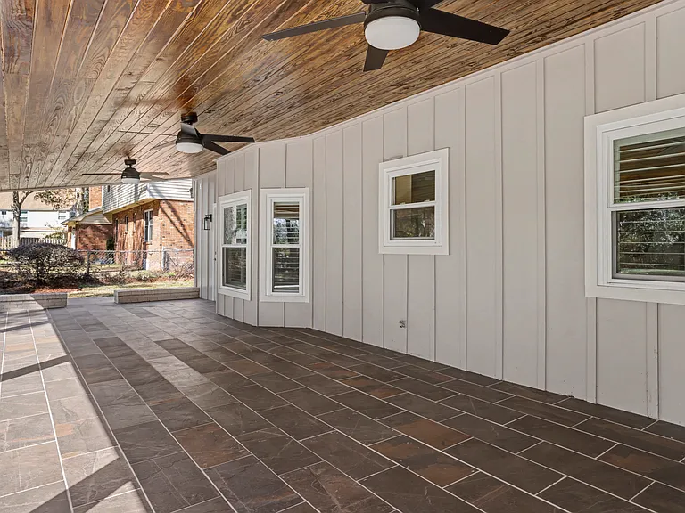 3231 N Shannon Lakes Dr — Photo 35