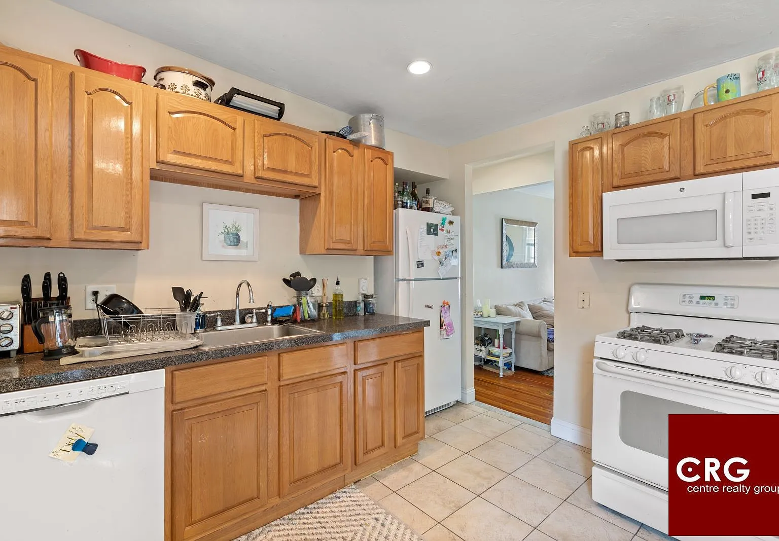 4 bed, 1.0 bath, 1081 sqft, $3,700 — Photo 1