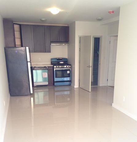 1st image of 423 Gates Ave