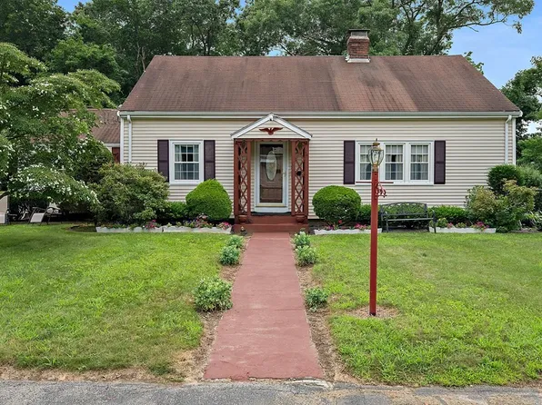 100 Glen St, Whitman, MA 02382
