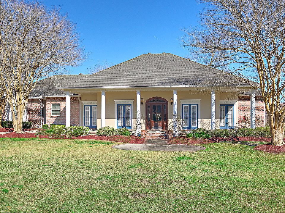 14414 Lazy Oaks Dr.