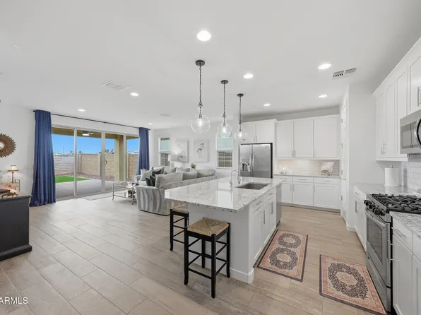 19957 W TURNEY Avenue, Litchfield Park, AZ 85340