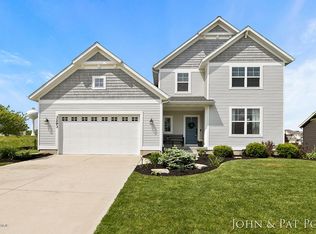 3293 Hager Dr, Jenison, MI 49428