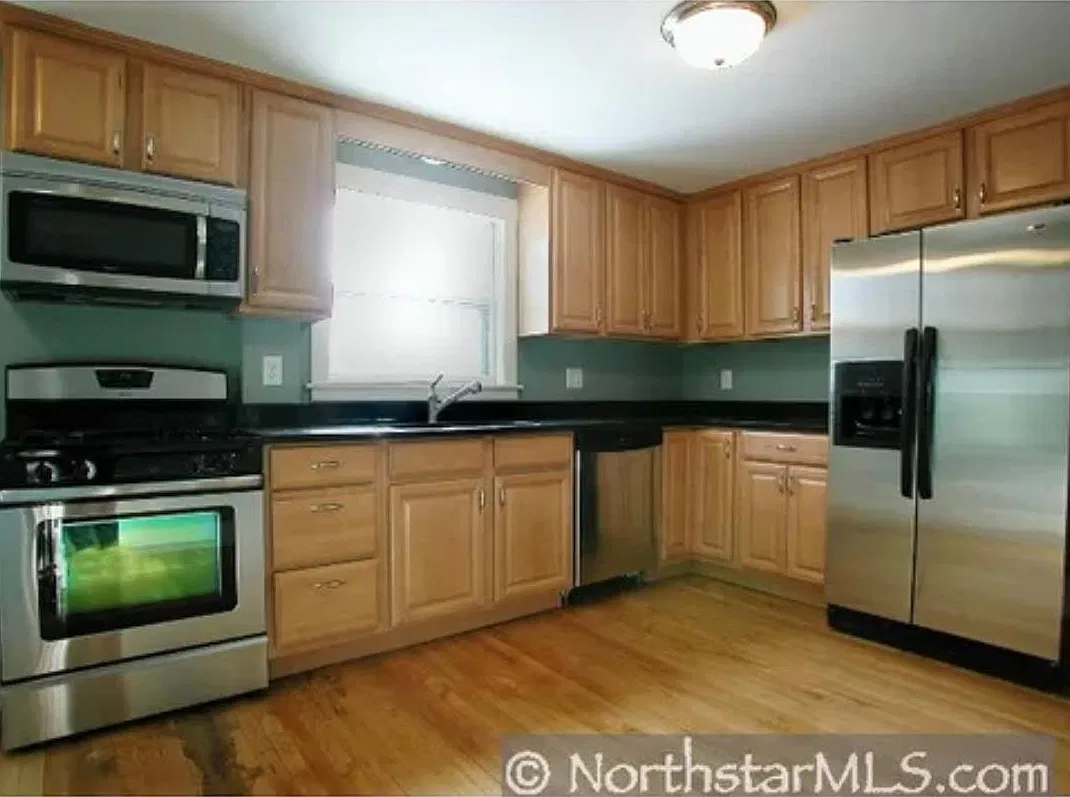 4 bed, 1.5 bath, 1780 sqft, $2,200 — Photo 3