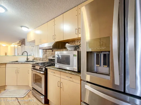 171 Highway 133 Trailer B4, Carbondale, CO 81623