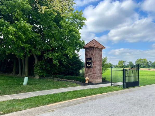 1548 Tottenham Dr, Danville, IN 46122