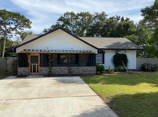 6523 Skyline Dr, Milton, FL 32570