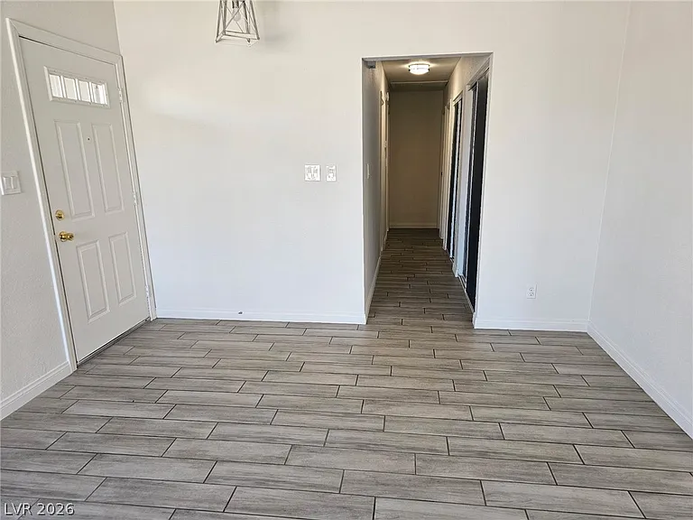 3905 Starflower Ct — Photo 4