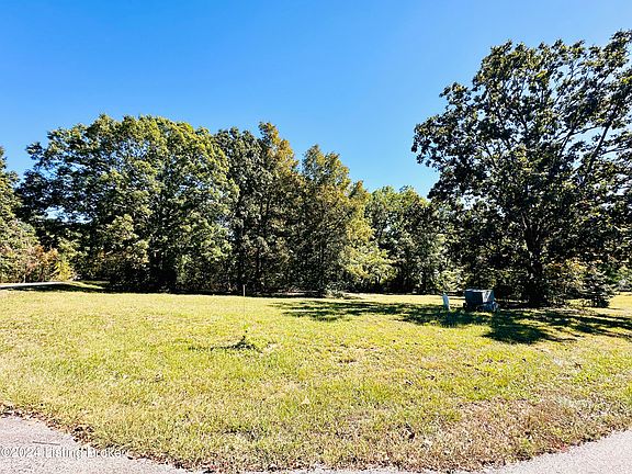 2nd image of 0 Oakmont Blvd