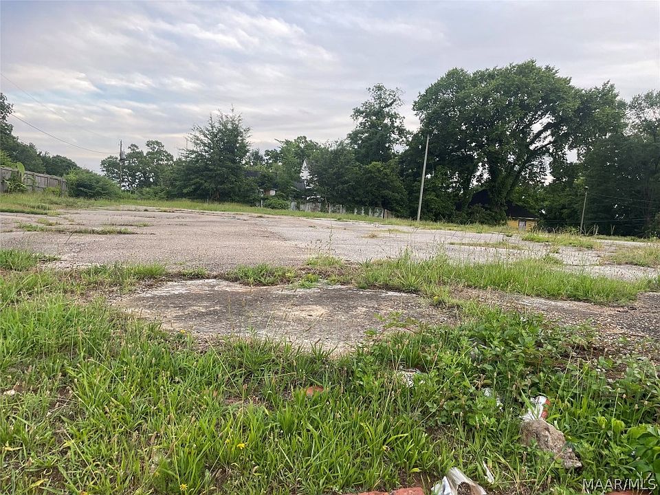 2nd image of 964 Highland Ave