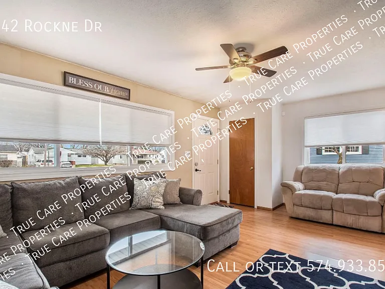 2842 Rockne Dr — Photo 5
