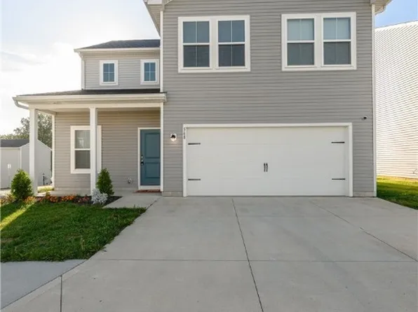 568 Auld Farm Cir, Akron, OH 44320