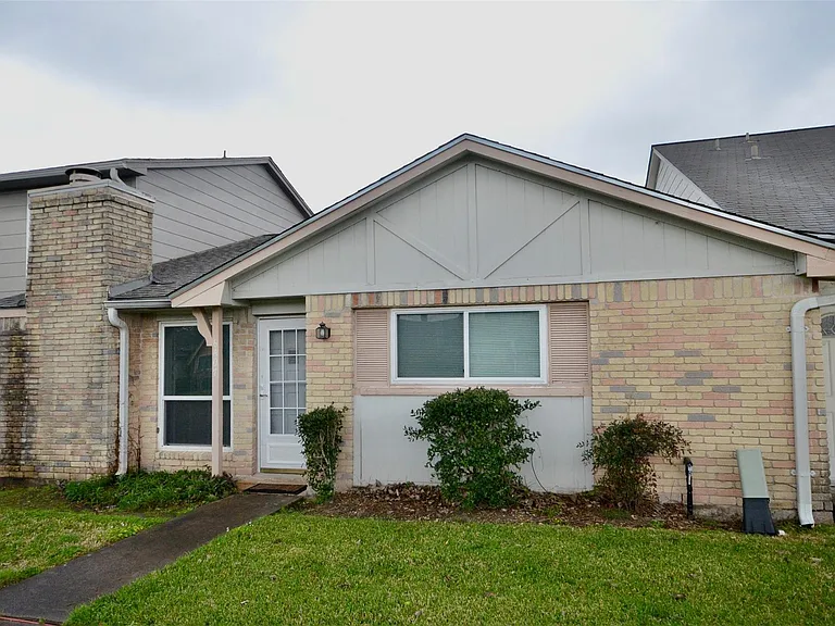 6407 S Briar Bayou Dr — Photo 18