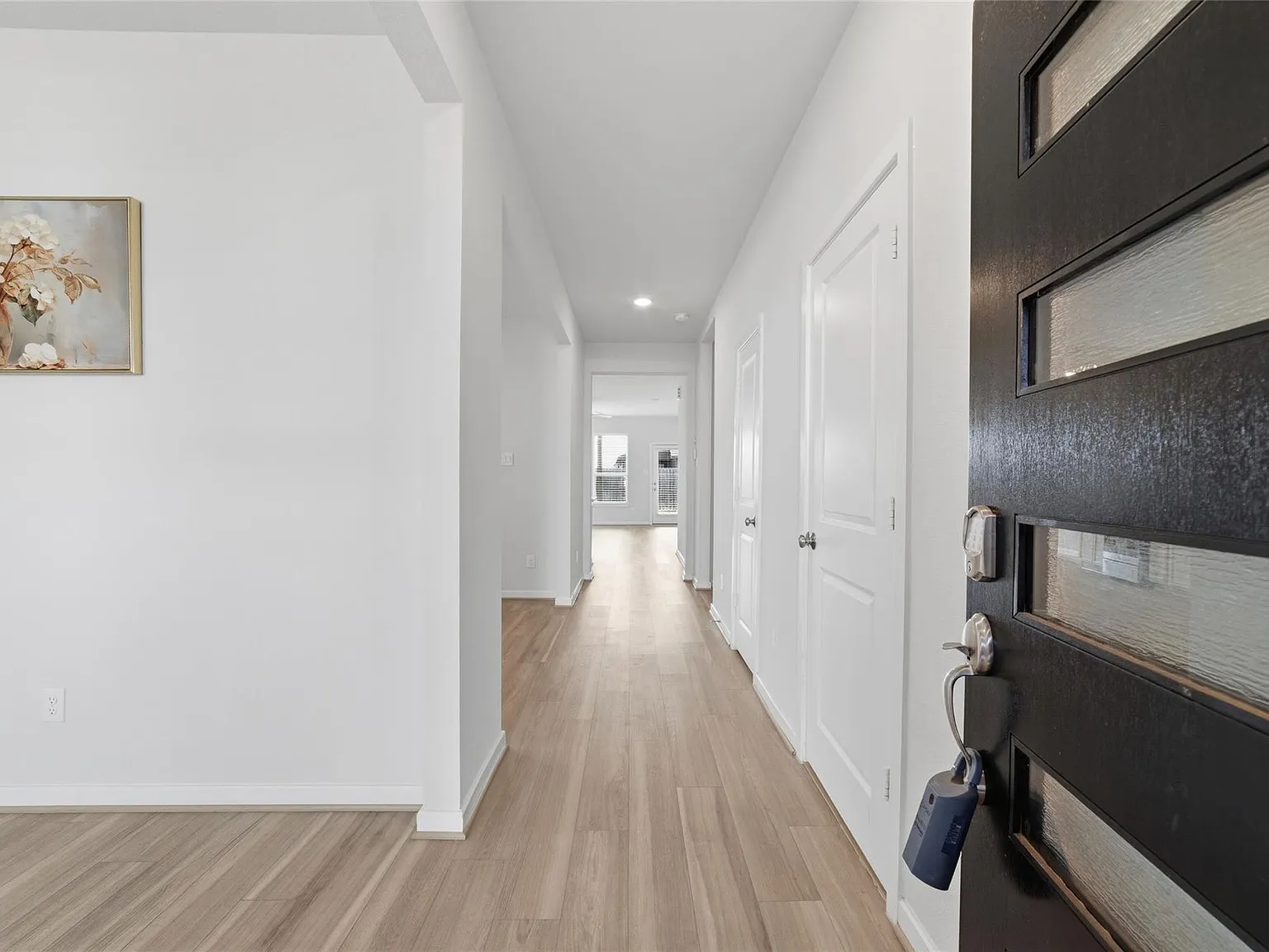 3 bed, 2.0 bath, 1795 sqft, $2,275 — Photo 4