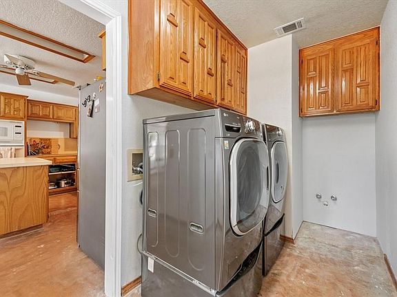 4th image of 1700 Randol Mill Ave