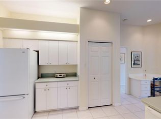 437 Fairway Isles Dr, Venice, FL 34285