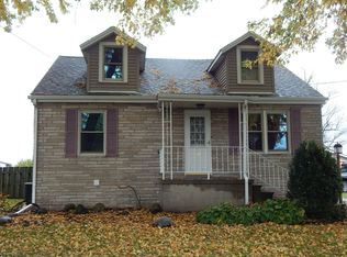 340 S Maple St, Waterman, IL 60556