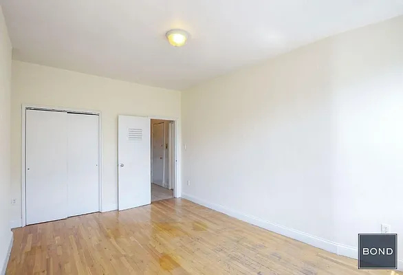 Rented by Bond New York | media 8