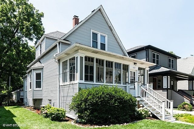 1st image of 1029 Clarence Ave