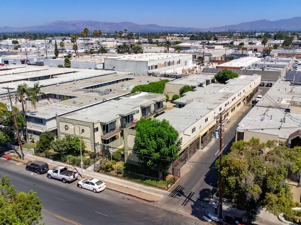 14547 Saticoy St, Van Nuys, CA 91405