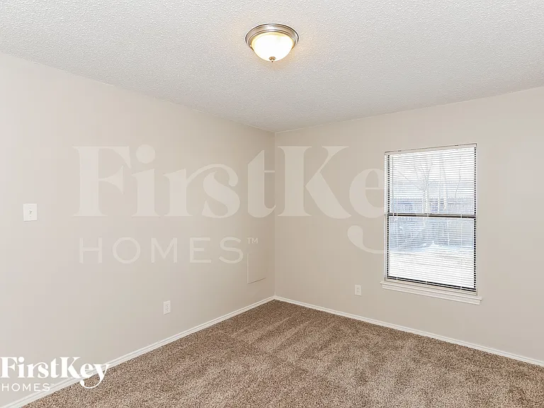 6000 Lavaca Dr — Photo 10