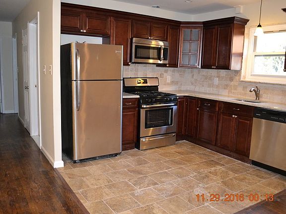 2nd image of 3807 Greystone Ave #3