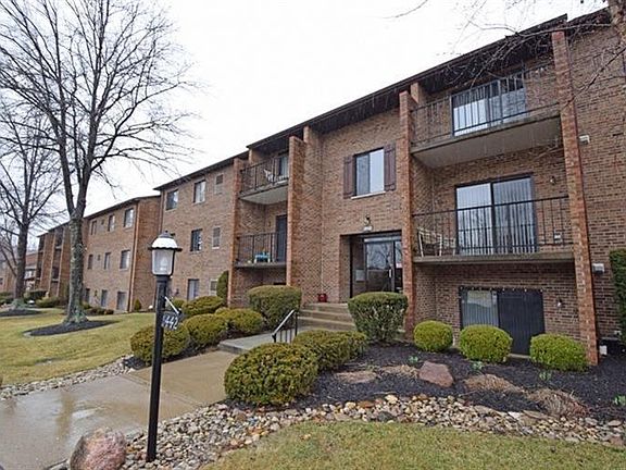 2nd image of 5442 Bluesky Dr Unit 1