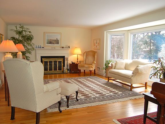 Spectacular living room with sunset views