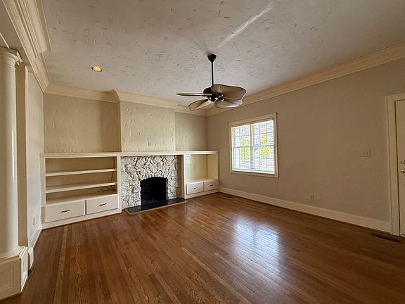 2nd image of 200 Ridgeway Dr