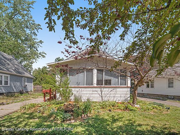 2nd image of 2117 Clifton Ave