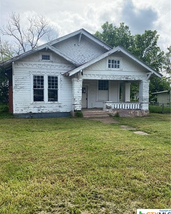 1st image of 409 S Lutterloh Ave #A